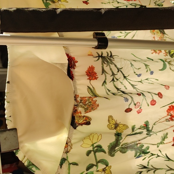 BNWOT TOP - Picture 5 of 6